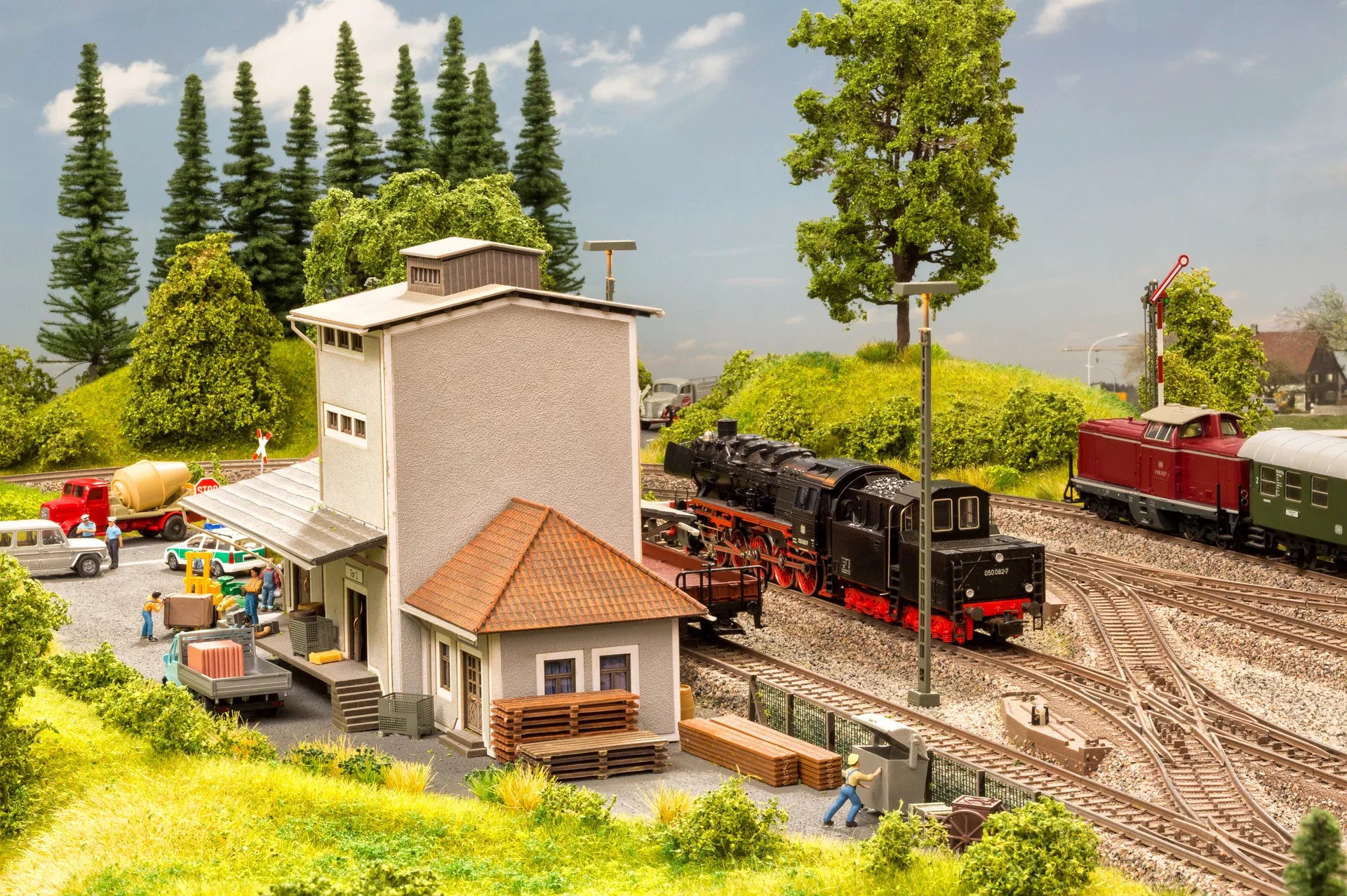 Grazie a NOCH easy TRACK® puoi creare il layout dei tuoi sogni in pochi semplici passaggi.