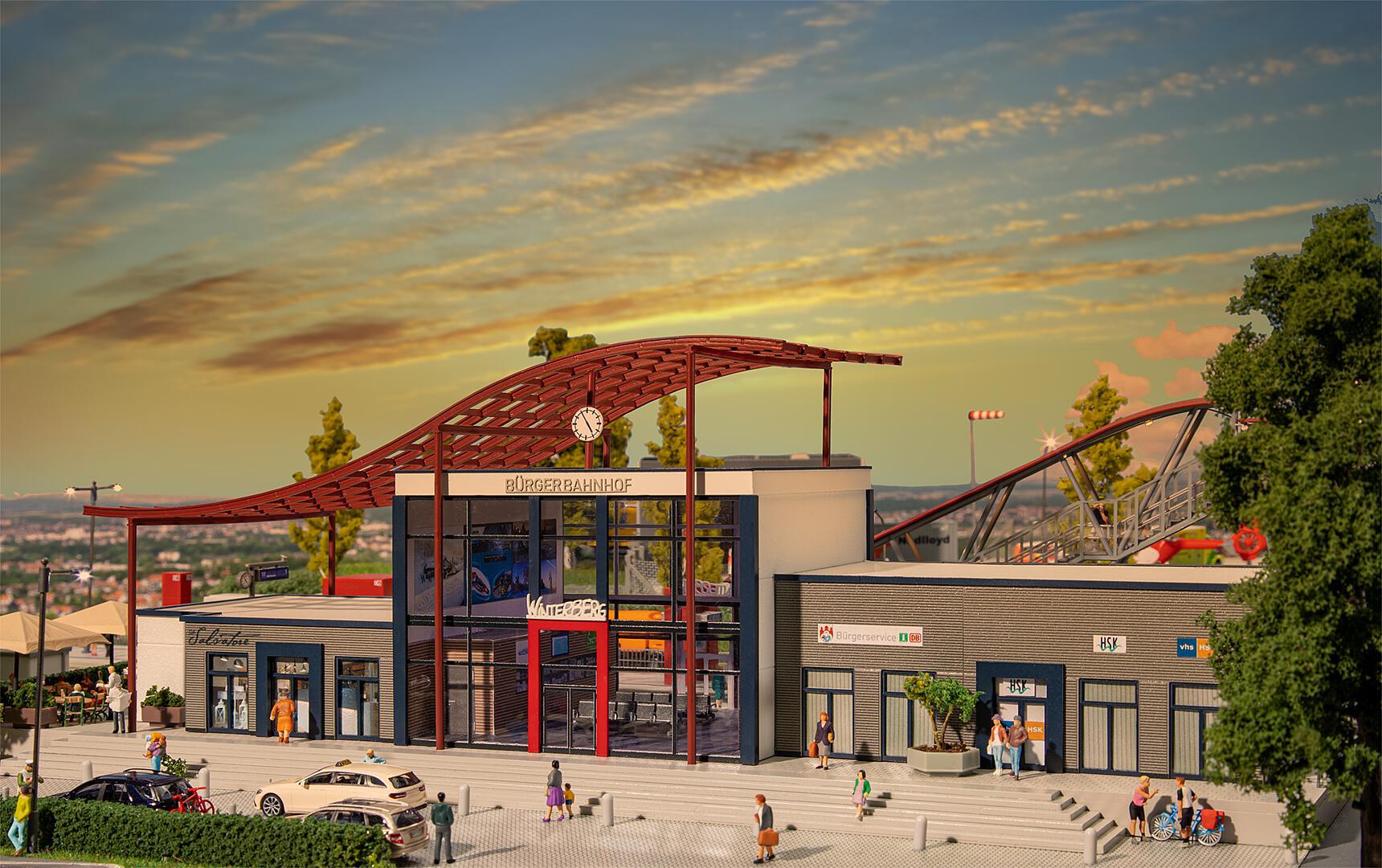 Stazione ferroviaria pubblica di Winterberg scala H0 Faller 110128