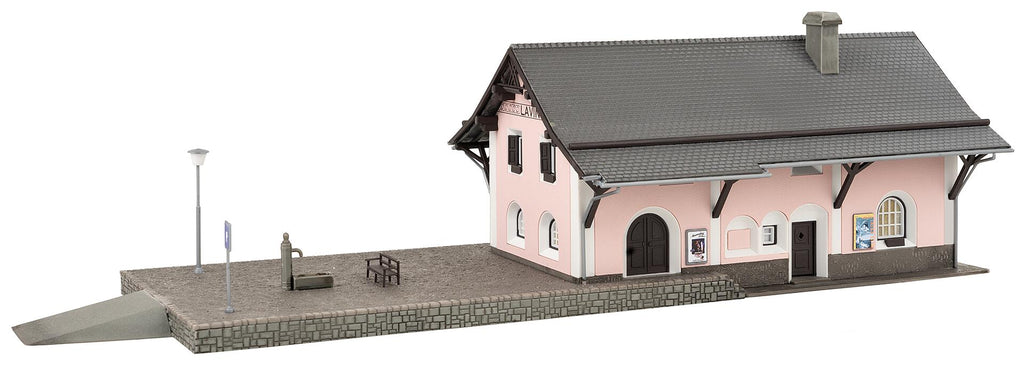 Stazione Lavin scala H0 Faller 110134