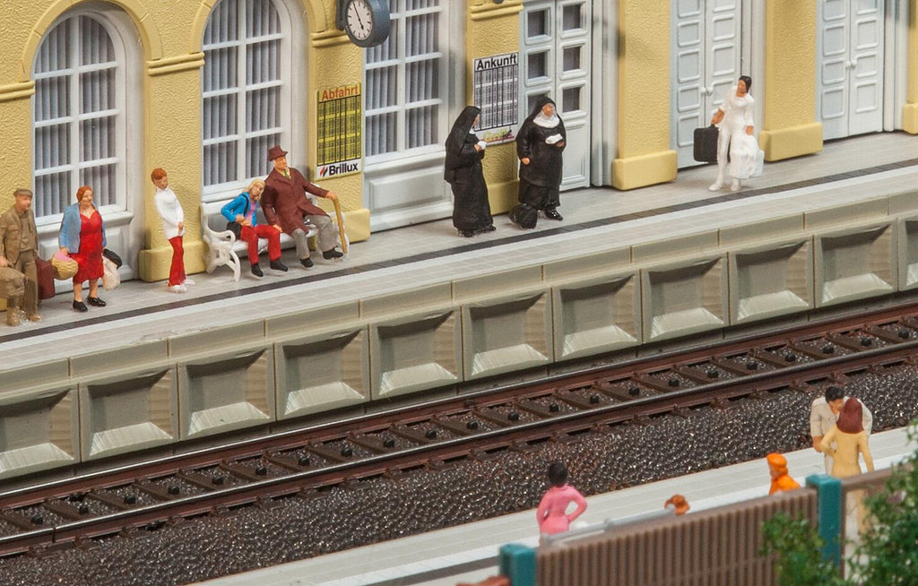 Piattaforma moderna per binario C scala H0 Faller 120100