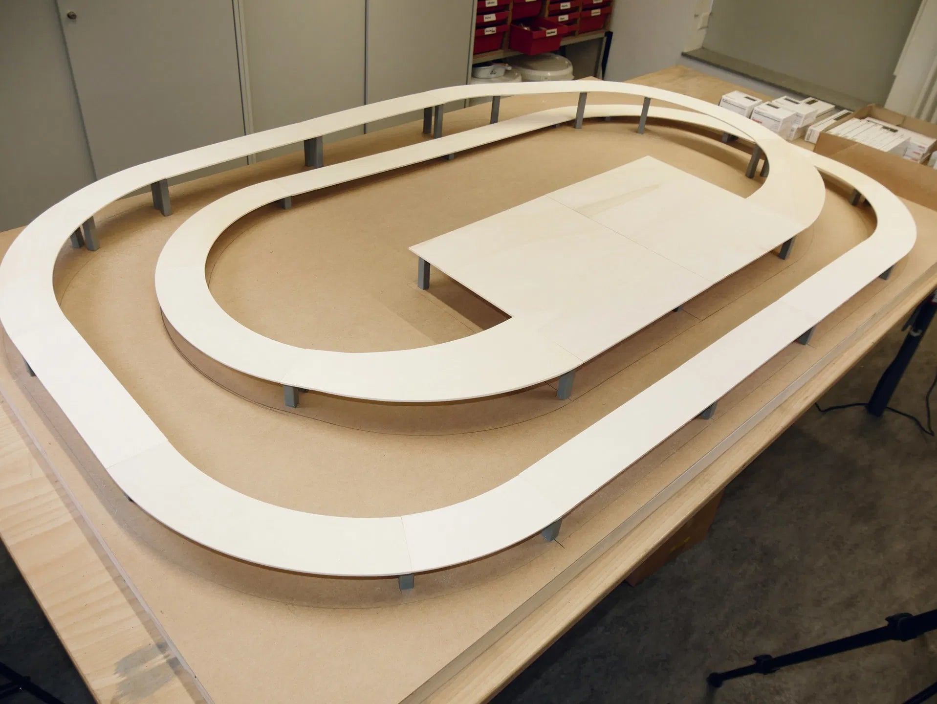 NOCH 53600 easy TRACK Kit di percorso ferroviario "Karlsberg"
