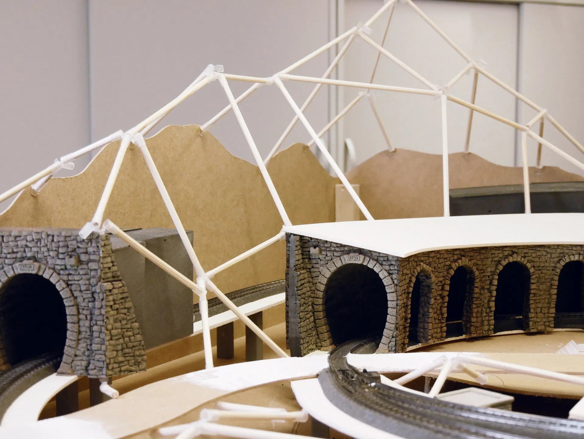 NOCH 53600 easy TRACK Kit di percorso ferroviario "Karlsberg"