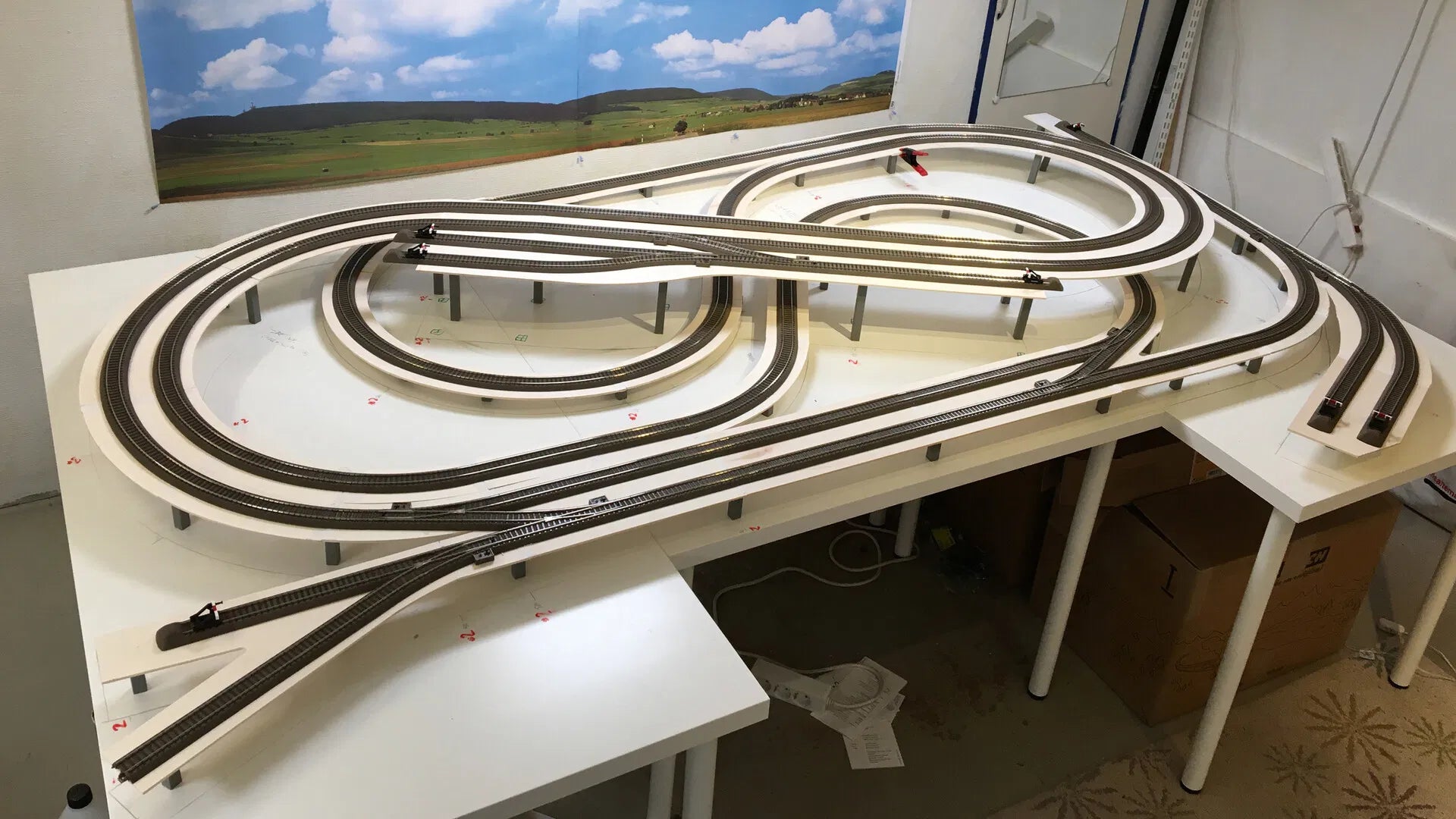 NOCH 53610 Kit di percorso ferroviario easy TRACK "Martinstadt"